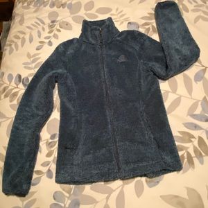 The North Face women’s XS fleece jacket.